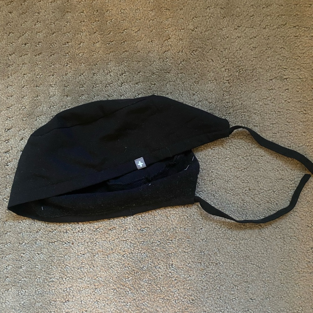 Figs black scrub cap
